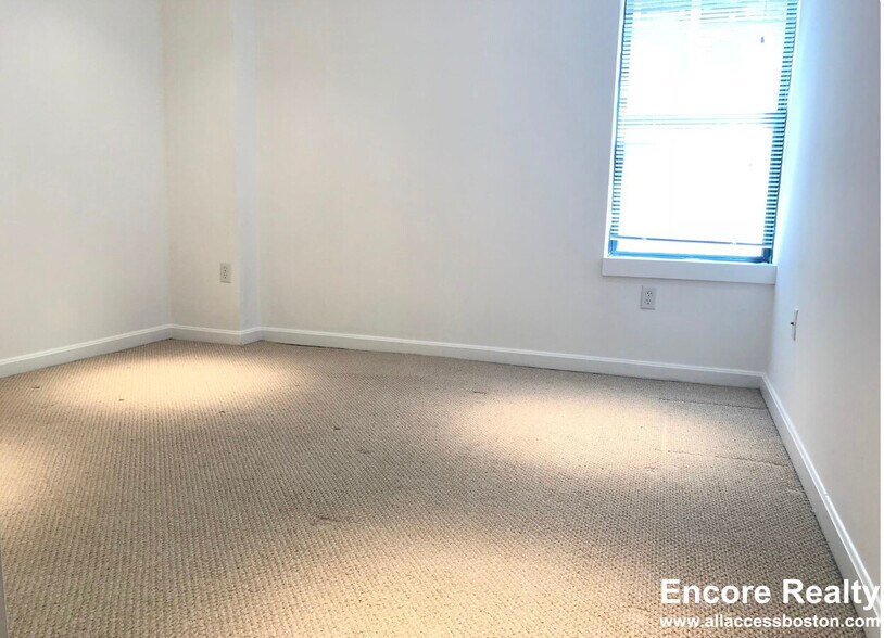 Building Photo - 121 Jersey St