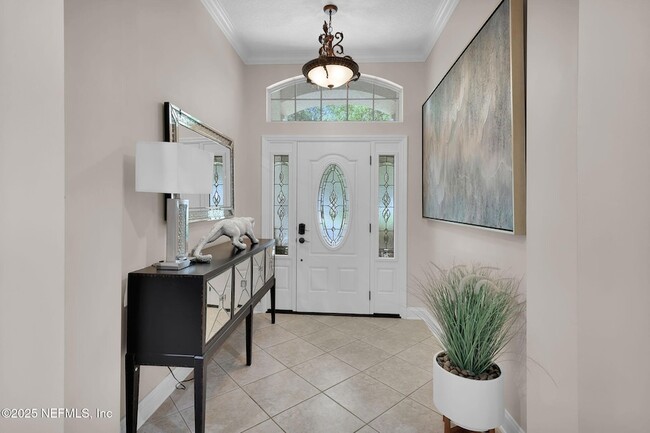 Building Photo - 526 Oakmont Dr
