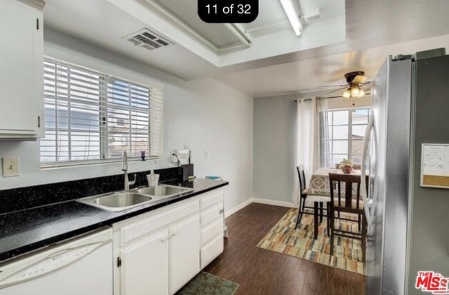 Building Photo - 4843 W 118th Pl