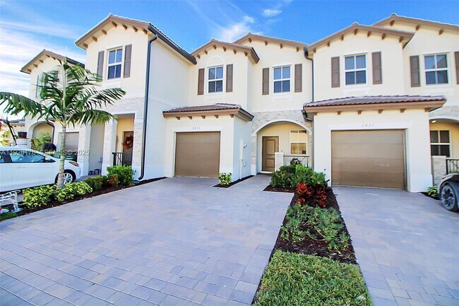 Building Photo - 2873 SE 24th Ct