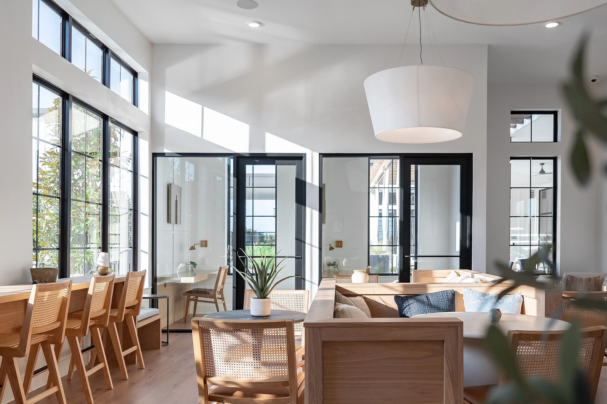 Building Photo - 7733 Burleson Rd