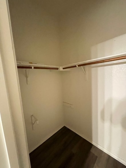 Building Photo - 3817 Denridge Ln
