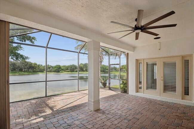 Building Photo - 11289 NW 65th Manor