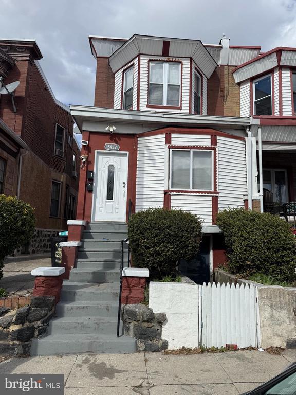 Building Photo - 5437 Christian St