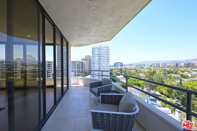 Building Photo - 10601 Wilshire Blvd