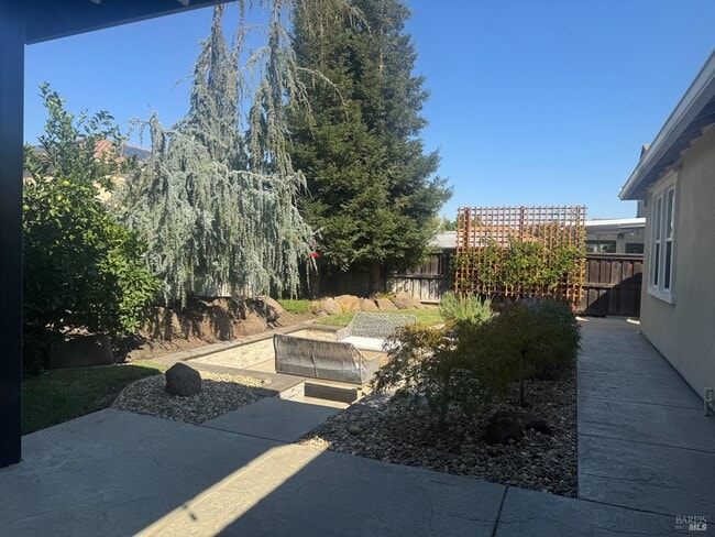 Primary Photo - 261 Joyce Dr