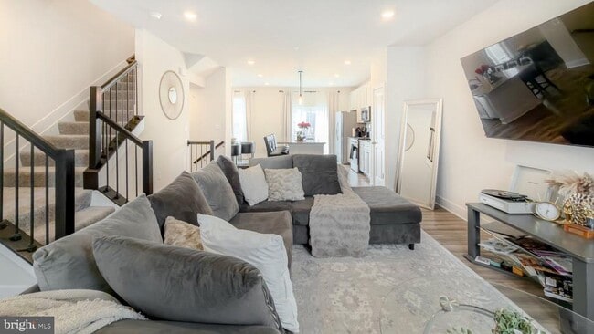 Building Photo - 11042 Corvin Pl