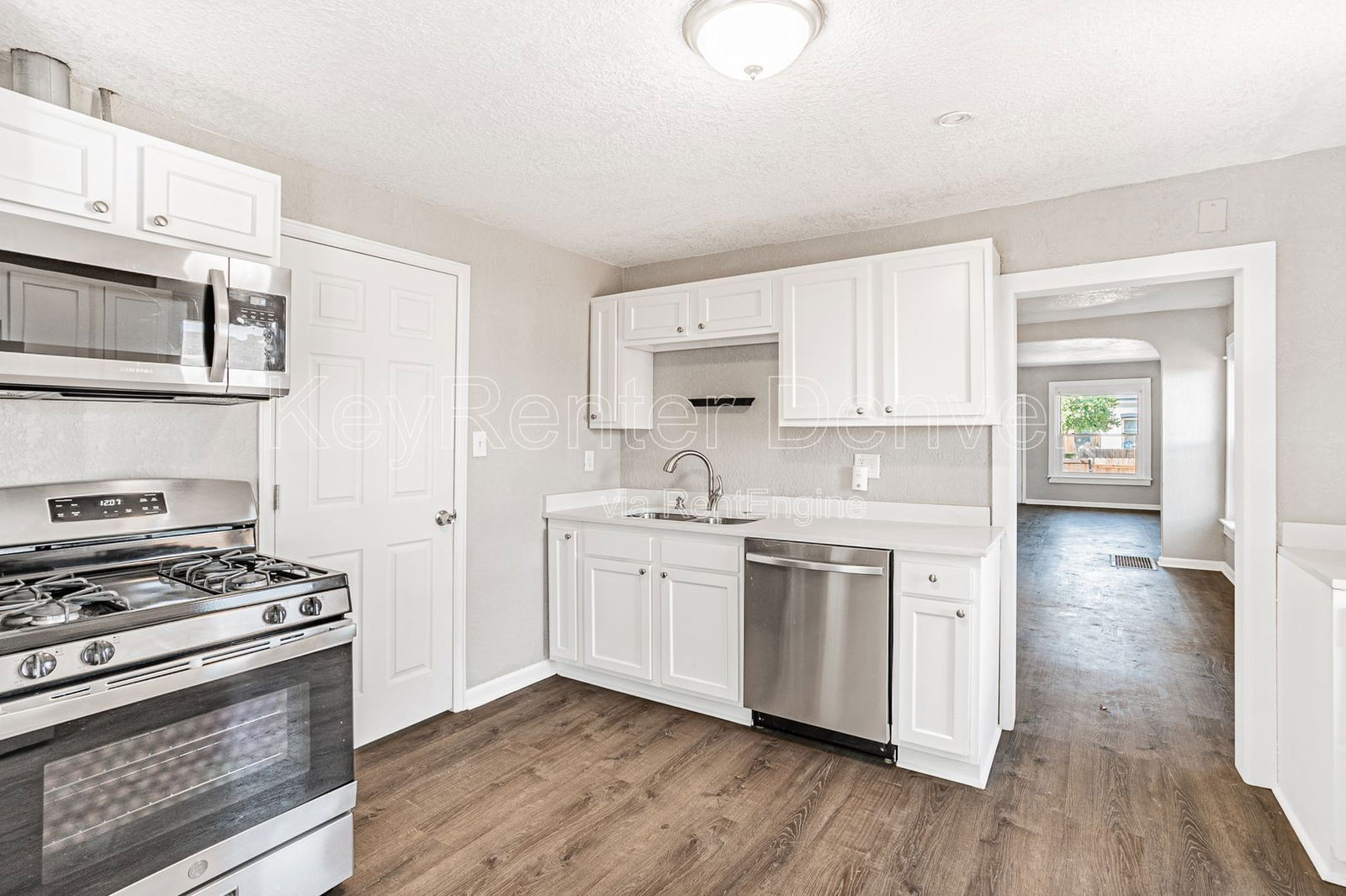 Building Photo - 4768 Vine St