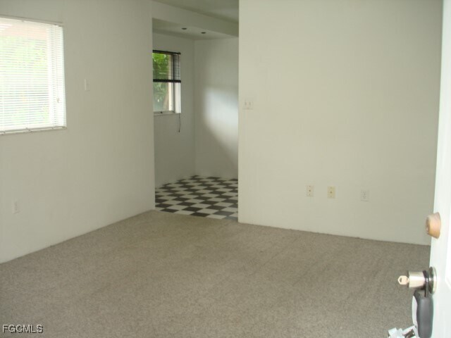 Building Photo - 8140 Country Rd