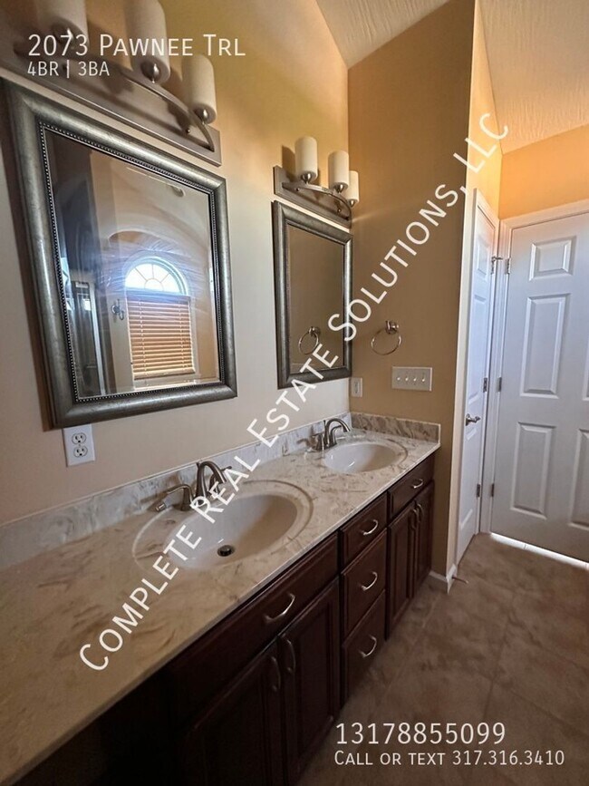 Building Photo - 2073 Pawnee Trail