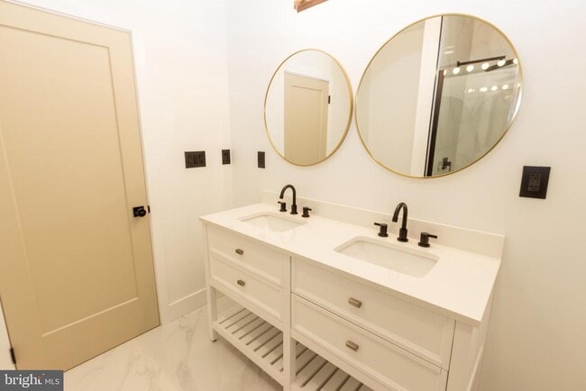 Building Photo - 2207 N 4th St