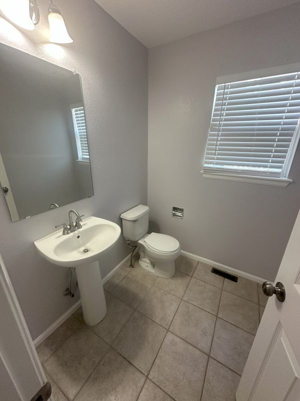 Building Photo - 22272 E Navarro Pl