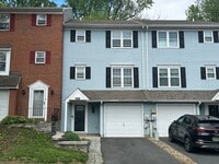 Building Photo - 5059 E Woodmill Dr