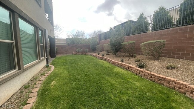 Building Photo - 6037 Andezano Dr