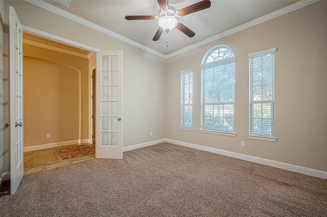 Building Photo - 10839 Paula Bluff Ln