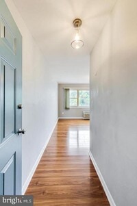 Building Photo - 604 Longfellow St NW