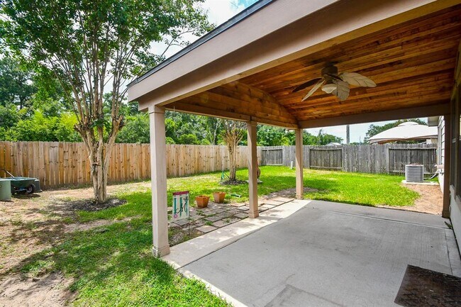 Building Photo - 16211 Cole Bridge Ln