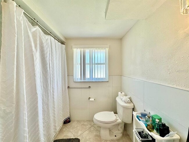 Building Photo - 5017 Anchor Way