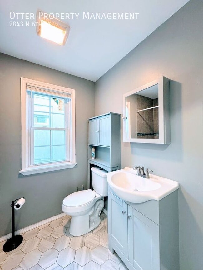 Building Photo - 2843 N 6th St