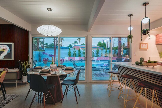 Building Photo - Retro Chic Oasis Saltwater Pool, Spa & Mnt...