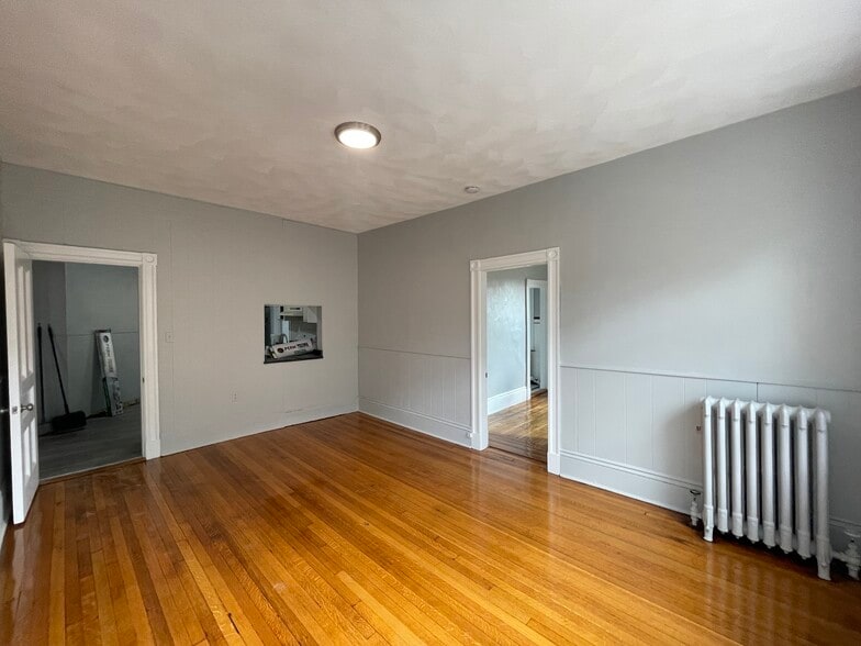 Building Photo - 11 Park