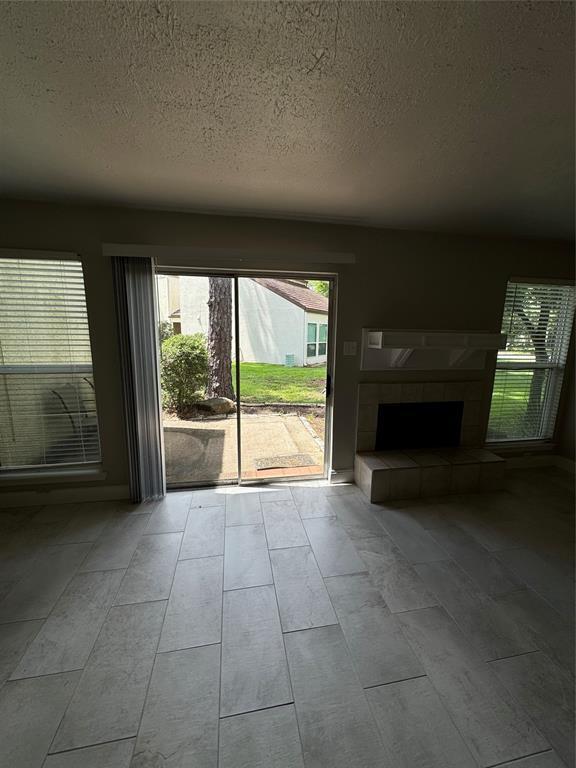 Building Photo - 20309 Sunny Shores Dr
