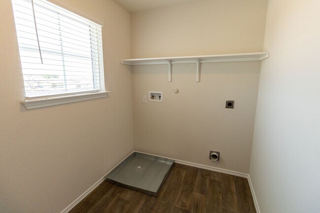 Building Photo - 50% Security Deposit! Smart-Home 3BR w/ Covered Patio in Legendary Trails – San Antonio