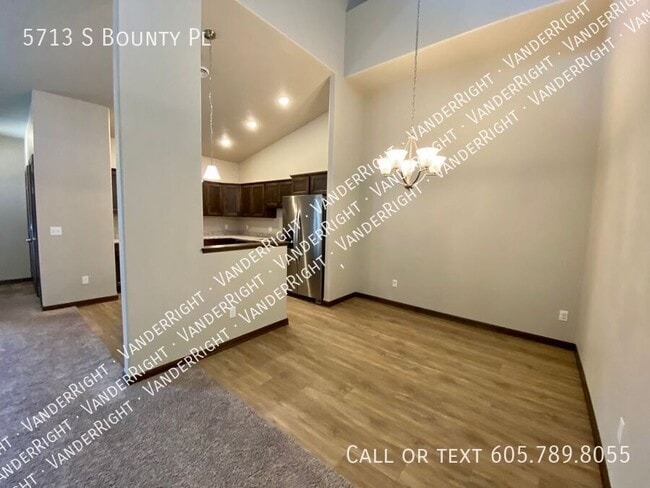 Building Photo - 5713 S Bounty Pl