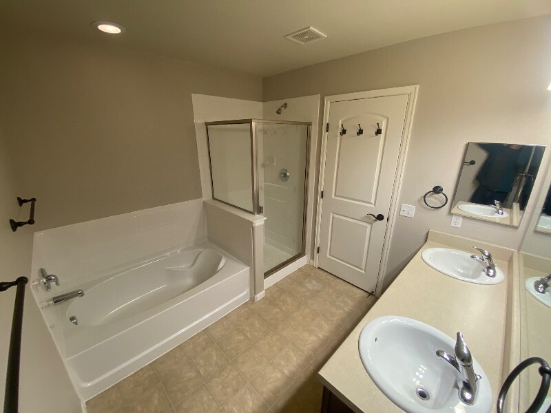 Building Photo - 13516 Via Varra