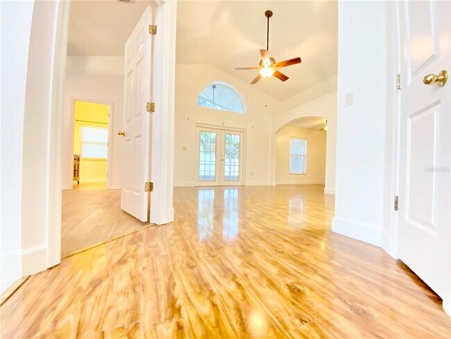 Building Photo - 4286 Shadow Creek Cir