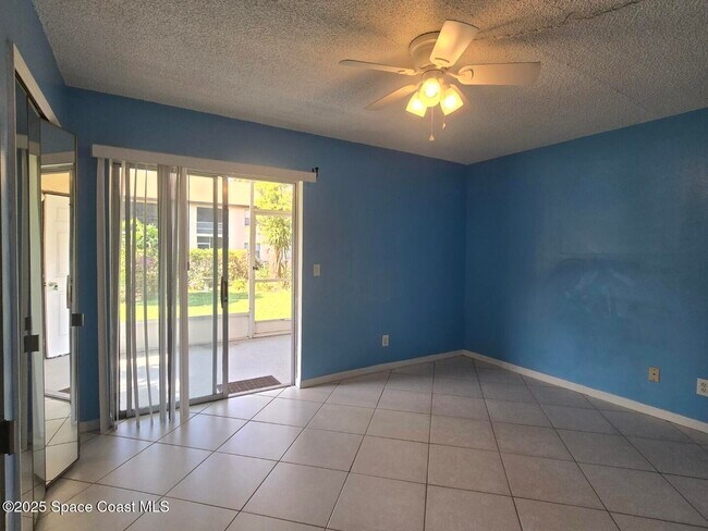 Building Photo - 3100 Sir Hamilton Cir