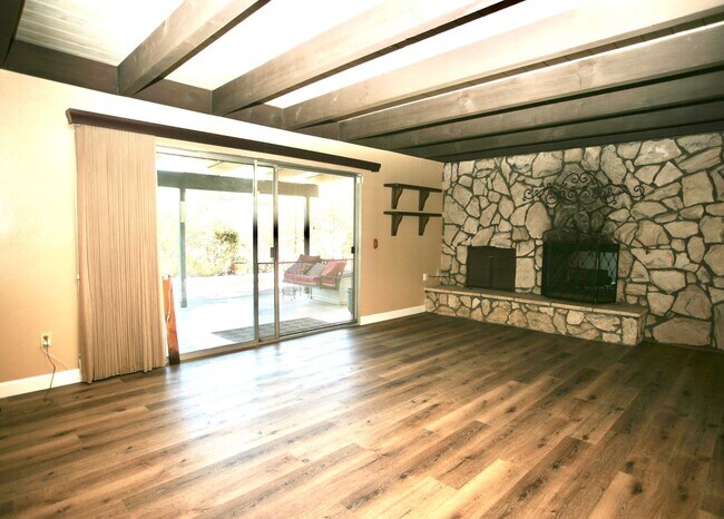 Building Photo - Country Living in Alpine ~ 4 Br 3 Ba