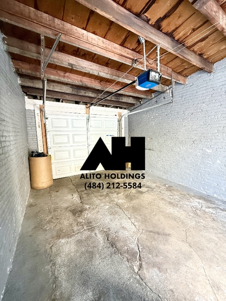 Building Photo - 744 N Ninth St