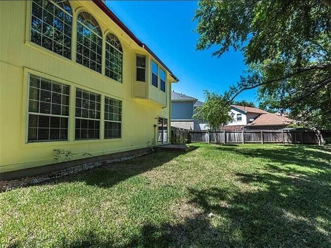 Building Photo - 16303 Ascent Cove
