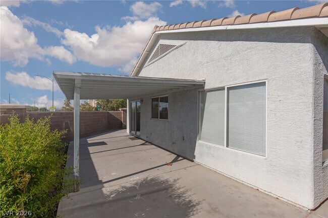 Building Photo - 3790 Crest Horn Dr