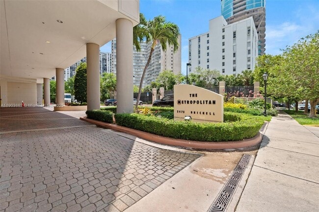 Primary Photo - 2475 Brickell Ave