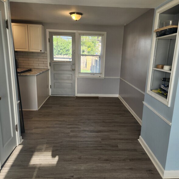 Building Photo - 2065 Colvin Blvd