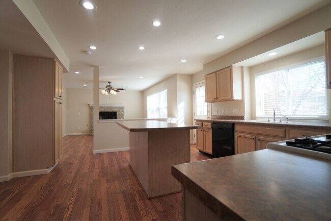 Building Photo - 2995 Frazier Ln