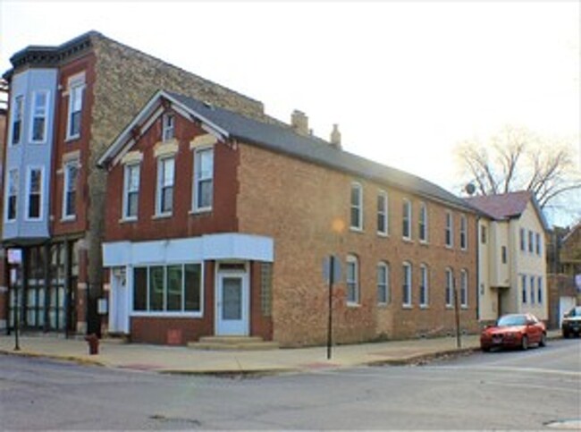 Primary Photo - 1639 W Haddon Ave