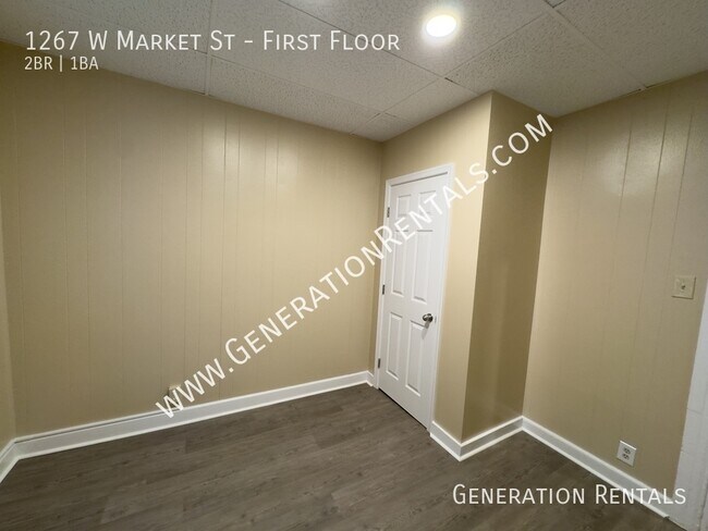 Building Photo - 1267 W Market St