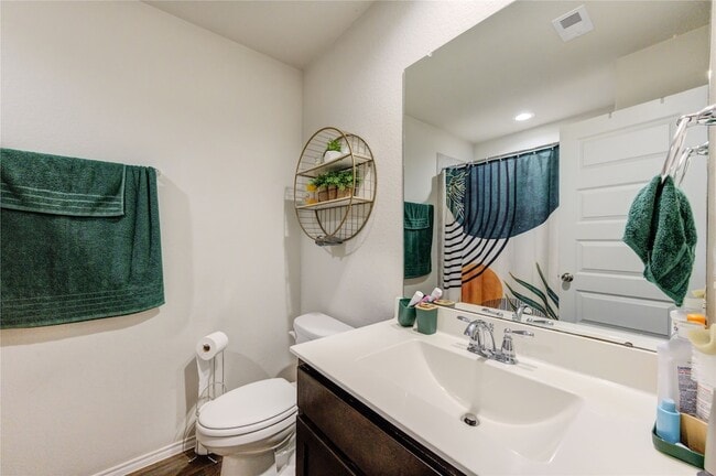 Building Photo - 1615 Goose Island Ln