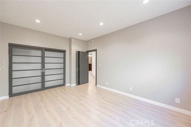 Building Photo - 3331 Oakmont View Dr