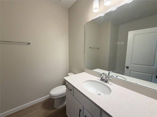 Building Photo - 474 Lady Palm St
