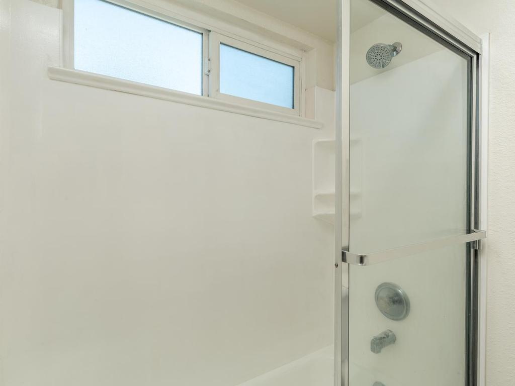 Building Photo - 6602 Beadnell Way