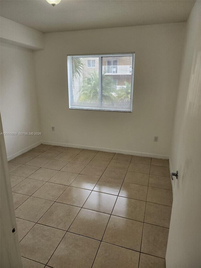 Building Photo - 11060 SW 196th St