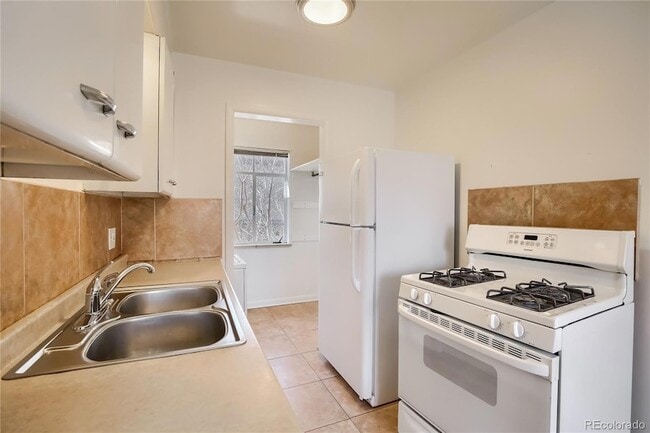 Building Photo - 36 N Washington St