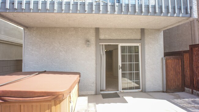 Building Photo - 1744 Haynes Ln