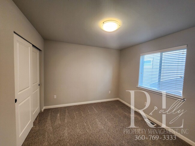 Building Photo - Elegant McCormick Woods Home with Spacious Layout & Modern Touches