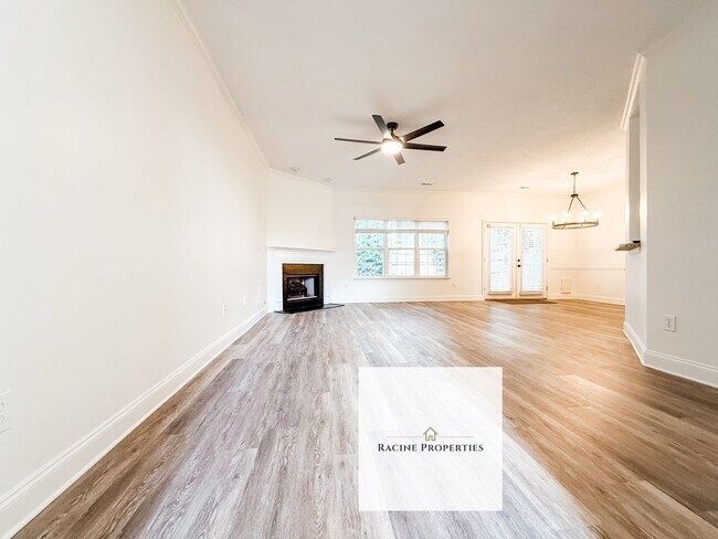 Building Photo - Updated home in Hammett Crossing!