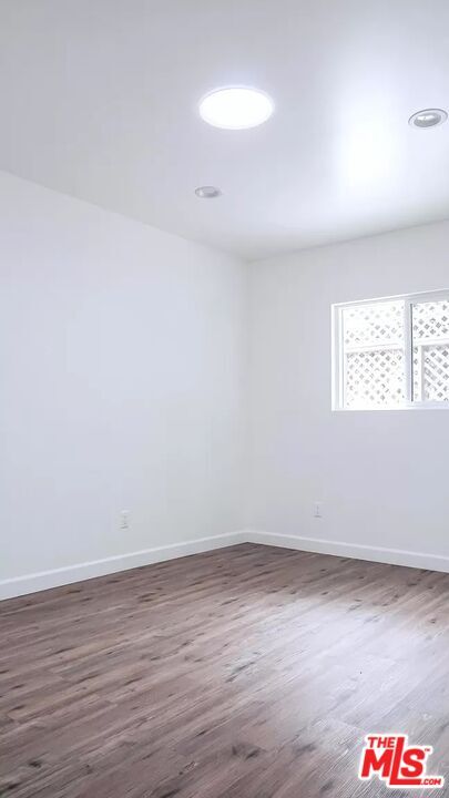 Building Photo - 5406 Tampa Ave